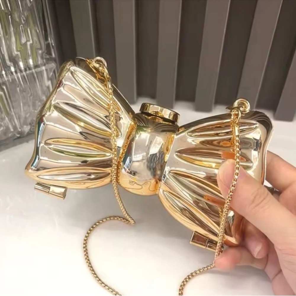 Luxury Gold Bow Clutch - Picture 2 of 5